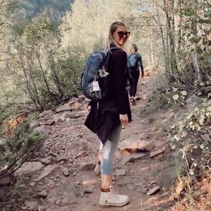 Meet your Posher, Hannah